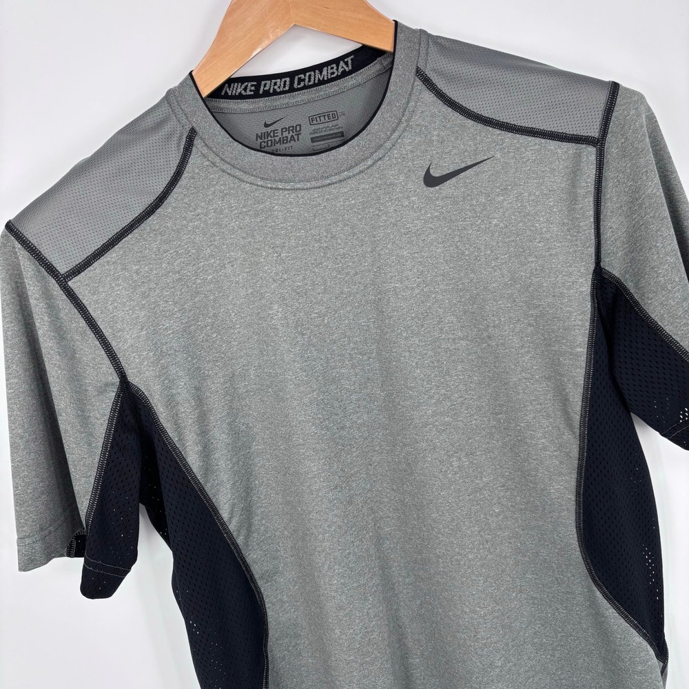 Nike Pro Combat Fitted Dri-Fit Short Sleeve Shirt Mens L Grey Black Performance